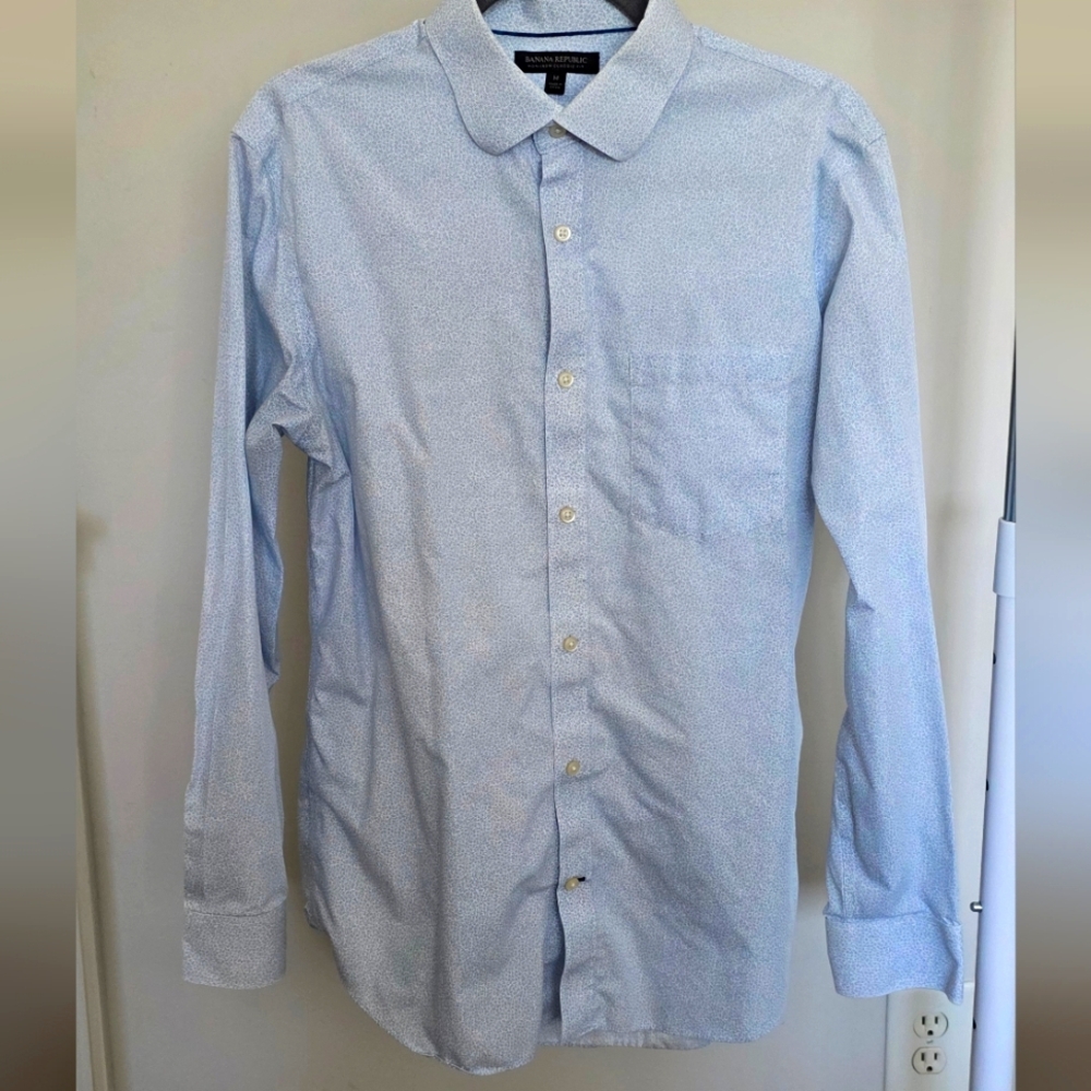 Banana Republic Blue Casual Button Down Shirt